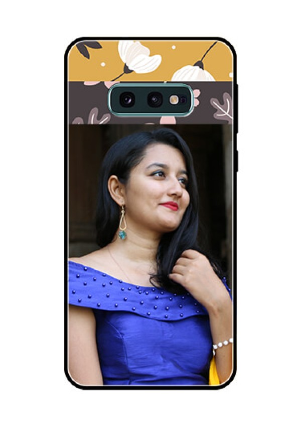 Galaxy S10e Custom Glass Phone Case  - Stylish Floral Design