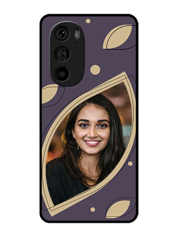 Custom Motorola Edge 30 Pro Custom Metal Phone Case - Falling Leaf Design