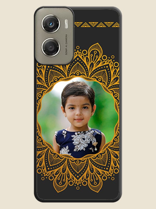 Custom Round Image with Floral Design On Space Black Custom Soft Matte Mobile Back Cover - Motorola Moto G06 Power