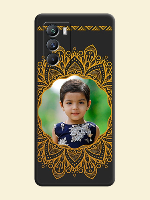 Round Image with Floral Design on Photo on Space Black Soft Matte Mobile Cover - iQOO 9 Se 5G