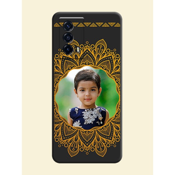 Round Image with Floral Design on Photo on Space Black Soft Matte Mobile Cover - iQOO Z5 5G Round Image with Floral Design on Photo on Space Black Soft Matte Mobile Cover - iQOO Z5 5G