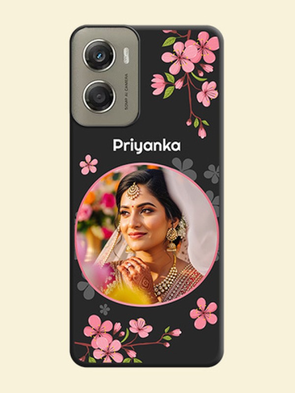 Round Image with Pink Color Floral Design on Photo On Space Black Custom Soft Matte Mobile Back Cover - Motorola Moto G06 Power