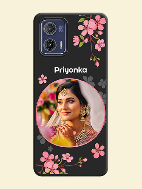 Round Image with Pink Color Floral Design on Photo on Space Black Soft Matte Back Cover - Moto G73 5G
