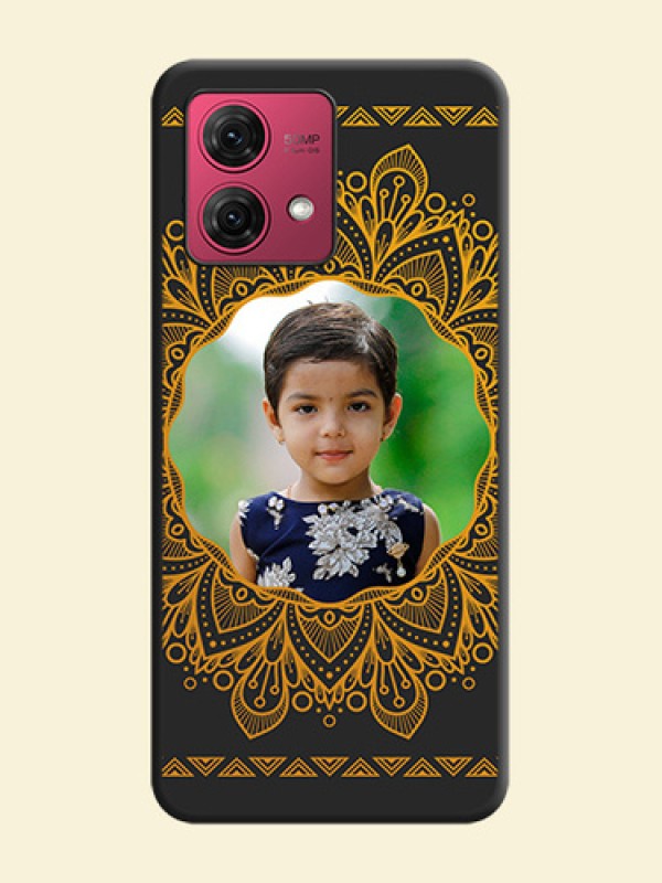 Round Image with Floral Design - Photo on Space Black Soft Matte Mobile Cover - Motorola Moto G84 5G