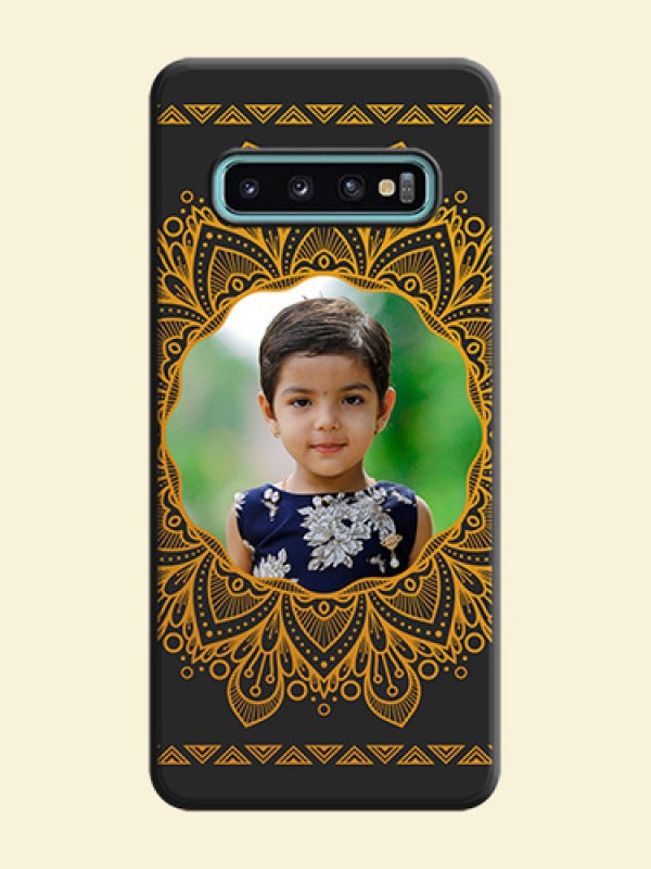 Round Image with Floral Design - Photo on Space Black Soft Matte Mobile Cover - Galaxy S10 Plus