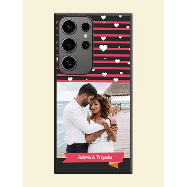 White Color Love Symbols with Pink Lines Pattern on Space Black Custom Soft Matte Phone Cases - Galaxy S24 Ultra 5G