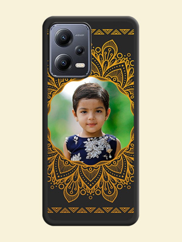 Round Image with Floral Design on Photo on Space Black Soft Matte Mobile Cover - Xiaomi Redmi Note 12 5G