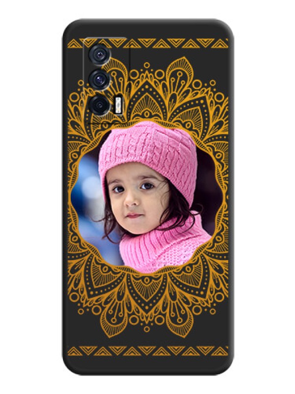 Custom Round Image with Floral Design on Photo on Space Black Soft Matte Mobile Cover - iQOO 7