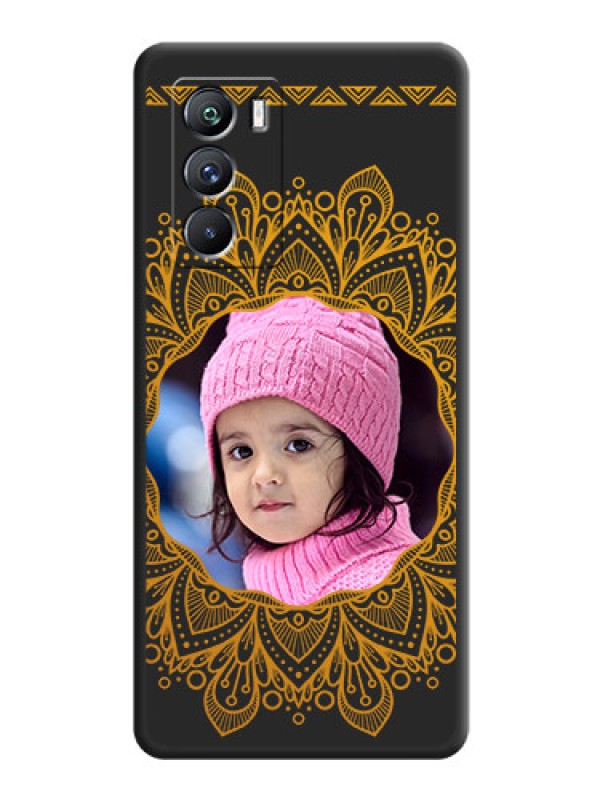 Custom Round Image with Floral Design on Photo on Space Black Soft Matte Mobile Cover - iQOO 9 Se 5G