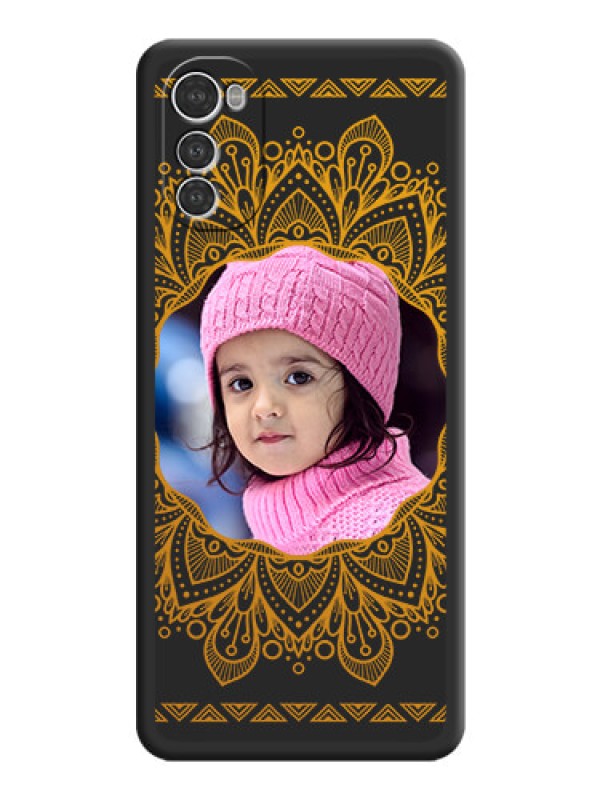 Custom Round Image with Floral Design on Photo on Space Black Soft Matte Mobile Cover - Motorola Moto E32s