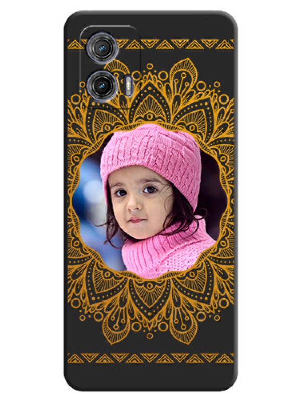 Custom Round Image with Floral Design on Photo on Space Black Soft Matte Mobile Cover - Moto G73 5G