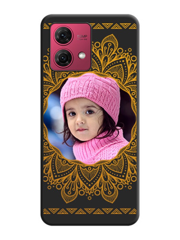 Custom Round Image with Floral Design - Photo on Space Black Soft Matte Mobile Cover - Motorola Moto G84 5G