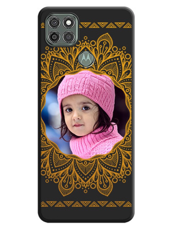 Custom Round Image with Floral Design on Photo on Space Black Soft Matte Mobile Cover - Moto G9 Power
