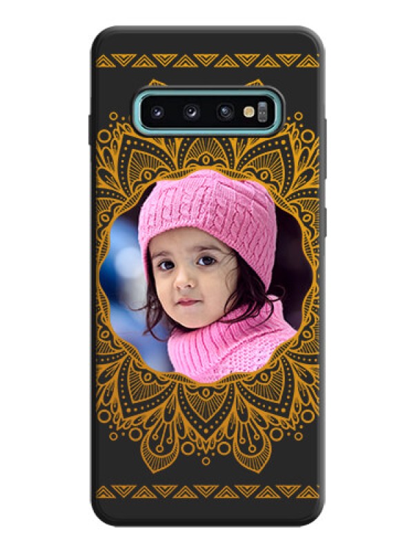 Custom Round Image with Floral Design - Photo on Space Black Soft Matte Mobile Cover - Galaxy S10 Plus