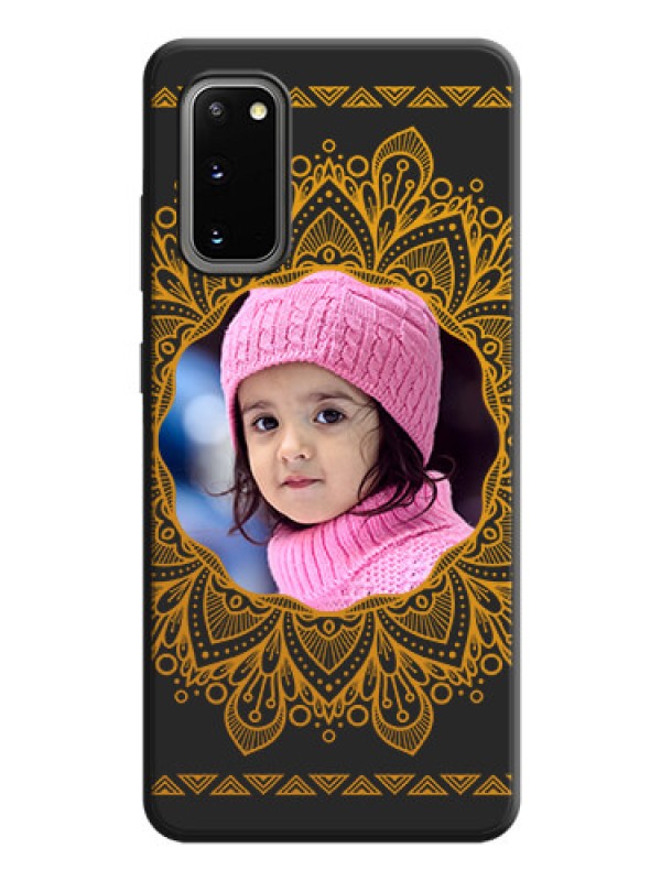 Custom Round Image with Floral Design - Photo on Space Black Soft Matte Mobile Cover - Galaxy S20