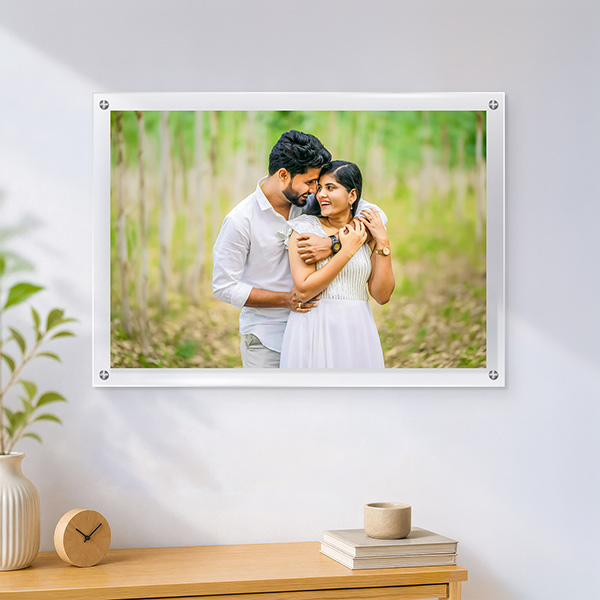 Floating Acrylic Photo Frames Specifications - Modern Floating Display