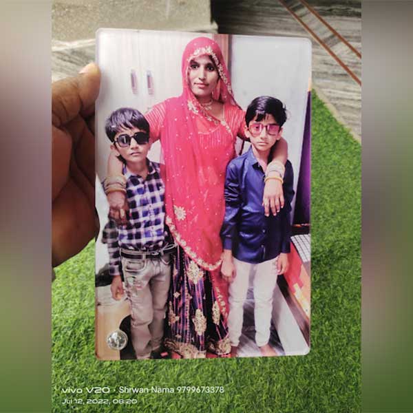 Acrylic Photo Stand Customer Image Review 26