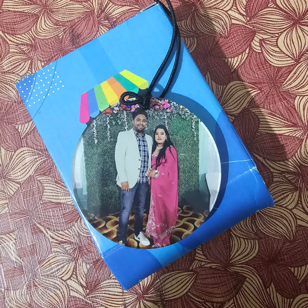custom-photo-acrylics-acrylic-car-hanging-with-photo-printing-online