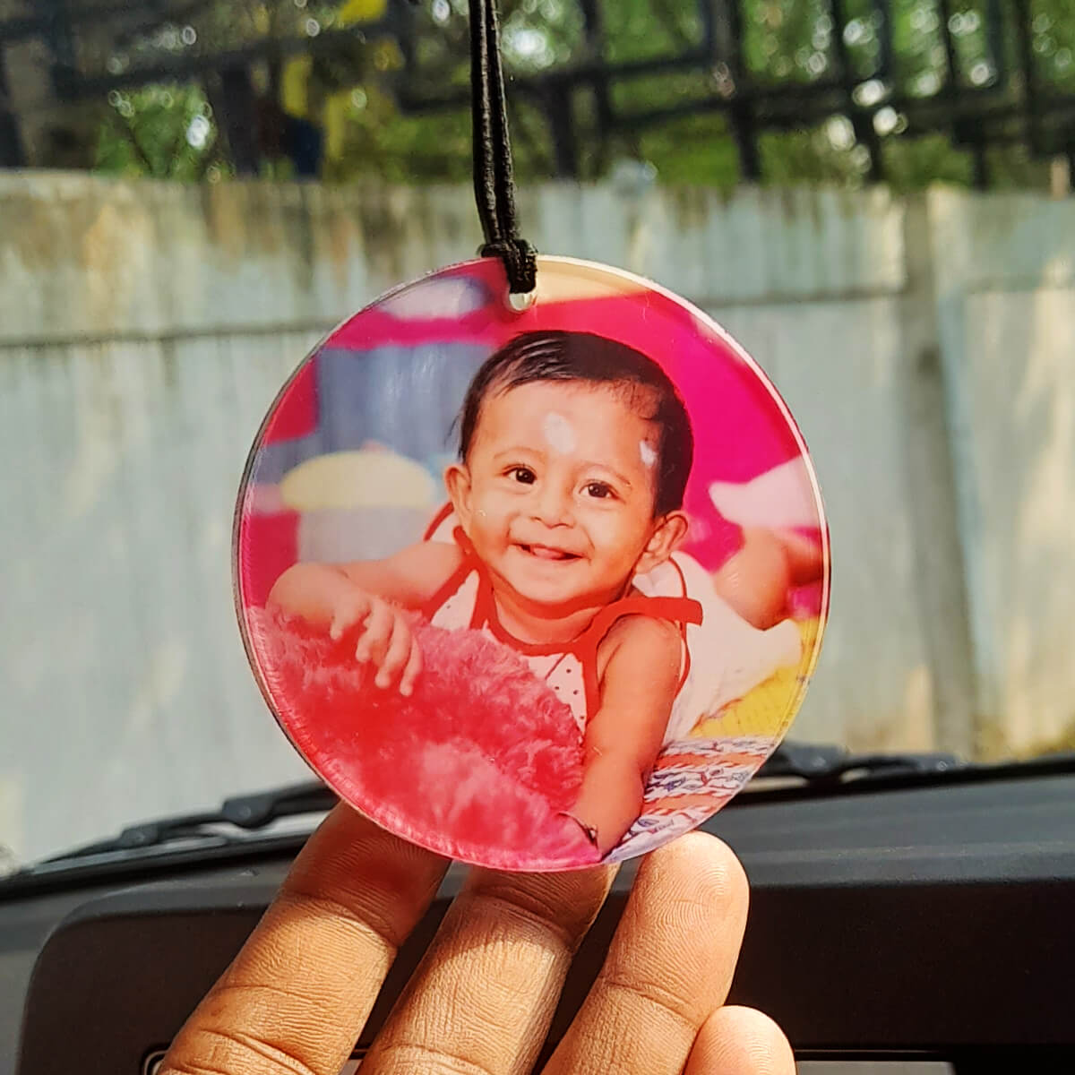 custom-photo-acrylics-acrylic-car-hanging-with-photo-printing-online