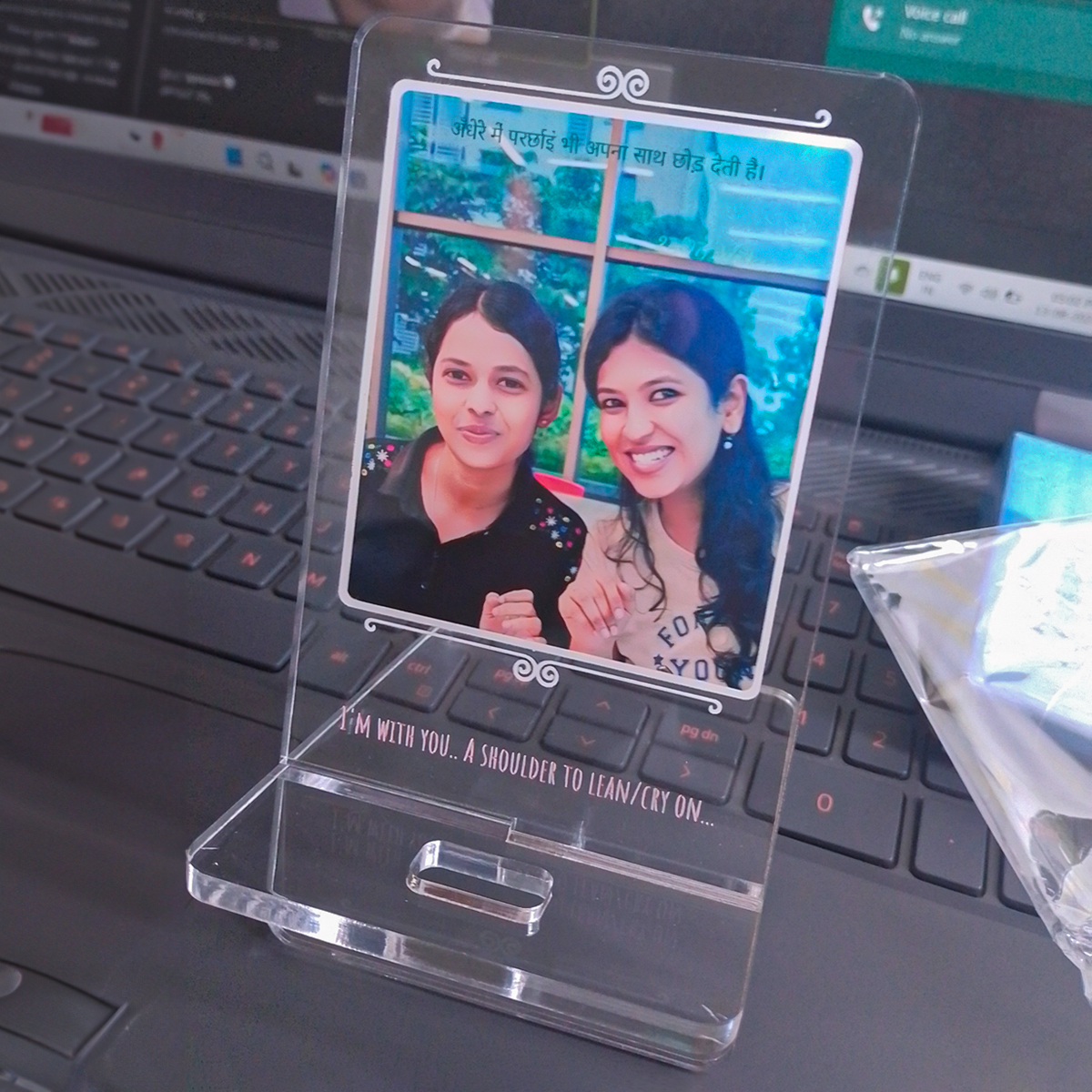 Acrylic Phone Stand Customer Image Review 40