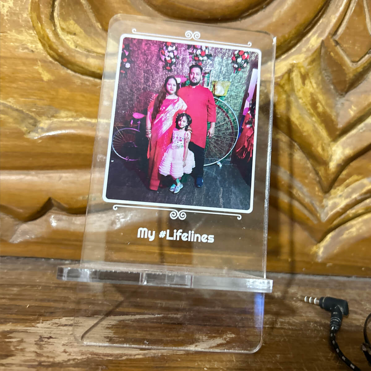 Acrylic Phone Stand Customer Image Review 27