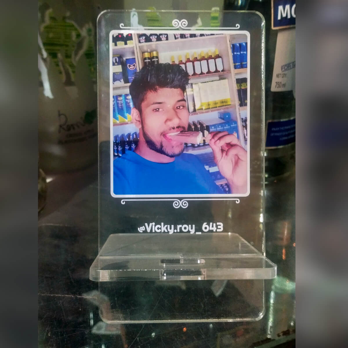 Acrylic Phone Stand Customer Image Review 32