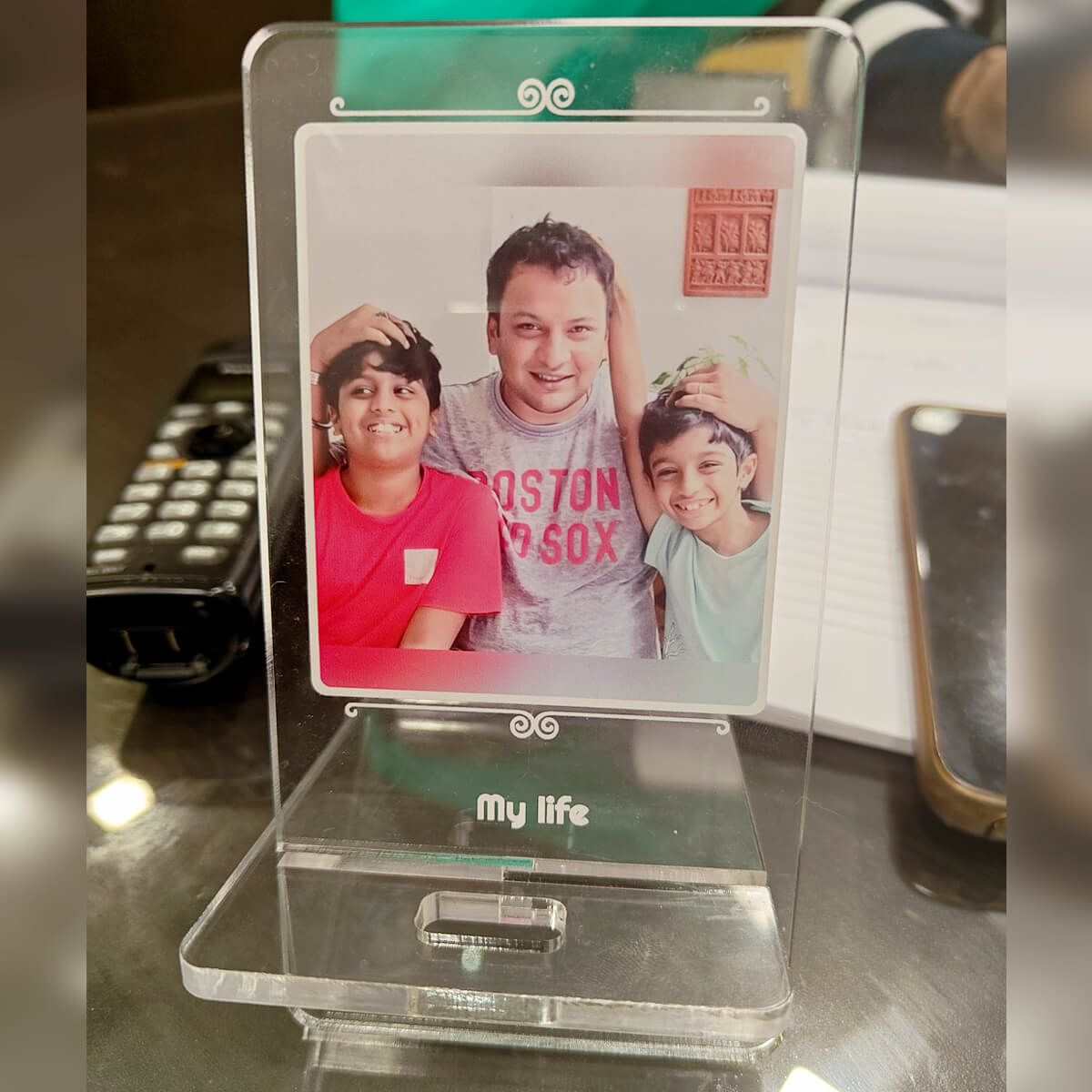 Acrylic Phone Stand Customer Image Review 17