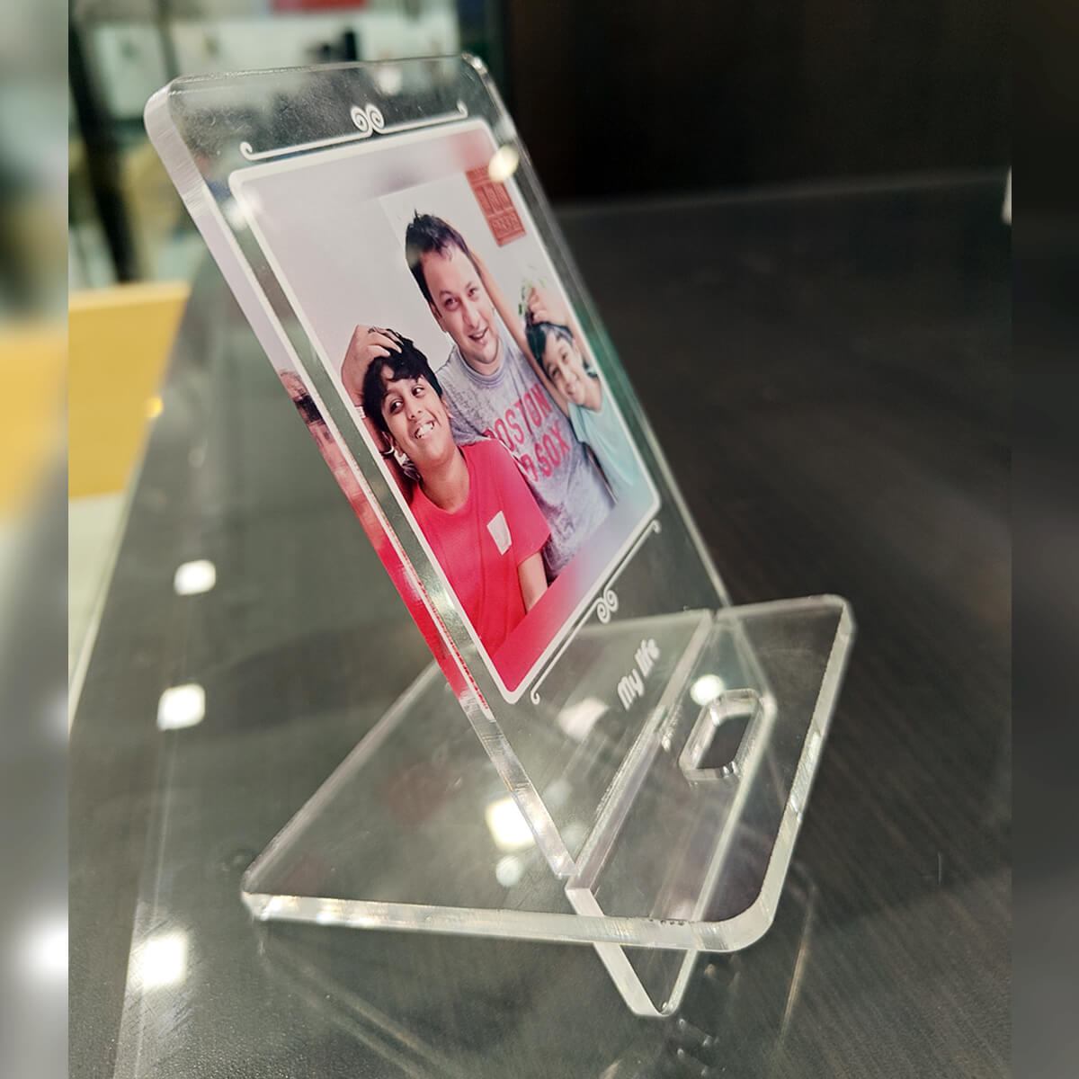 Acrylic Phone Stand Customer Image Review 18