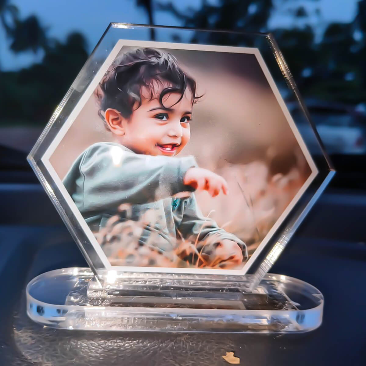 Dashboard Photo Stand Customer Image Review 17