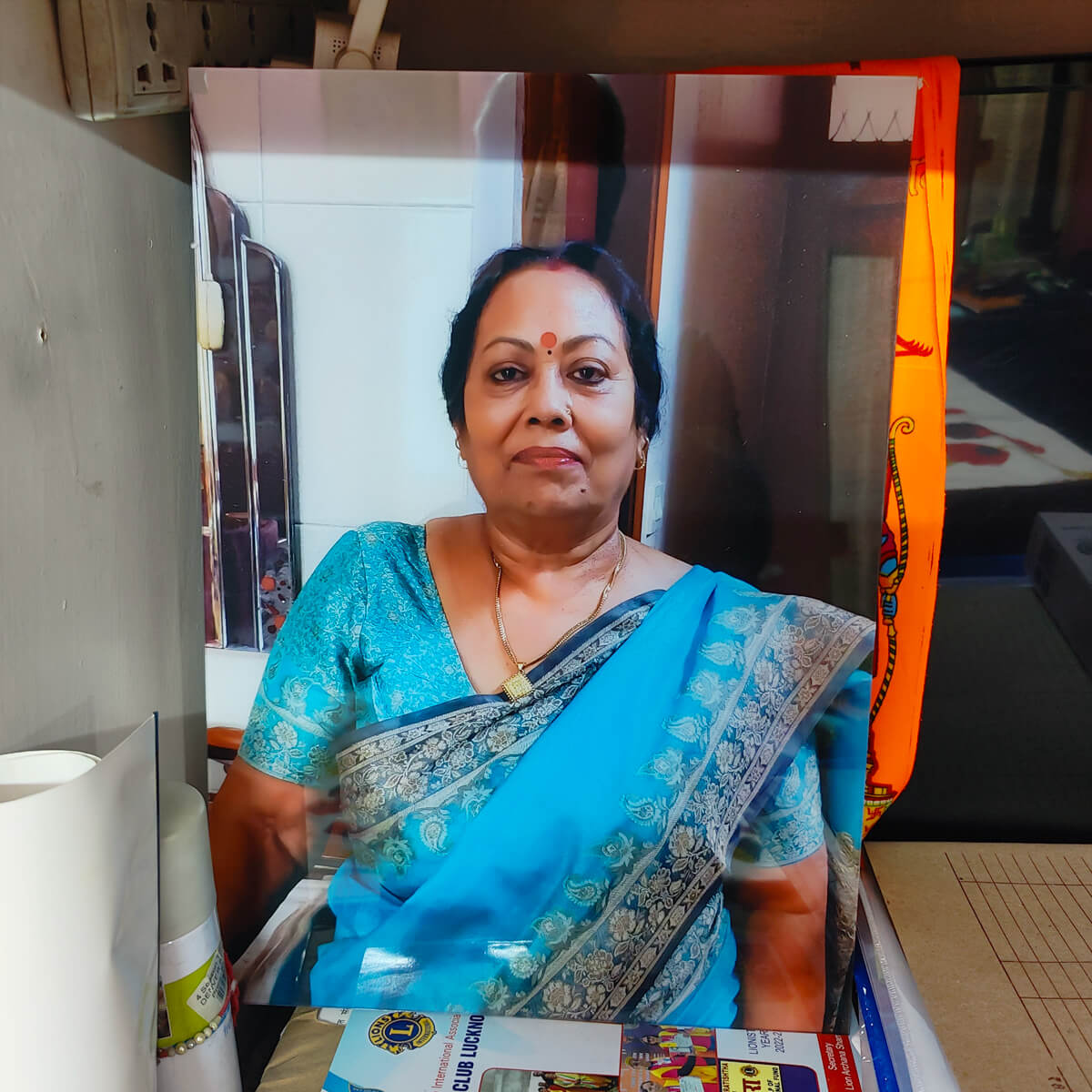 Acrylic Photo Frame Customer Image Review 11