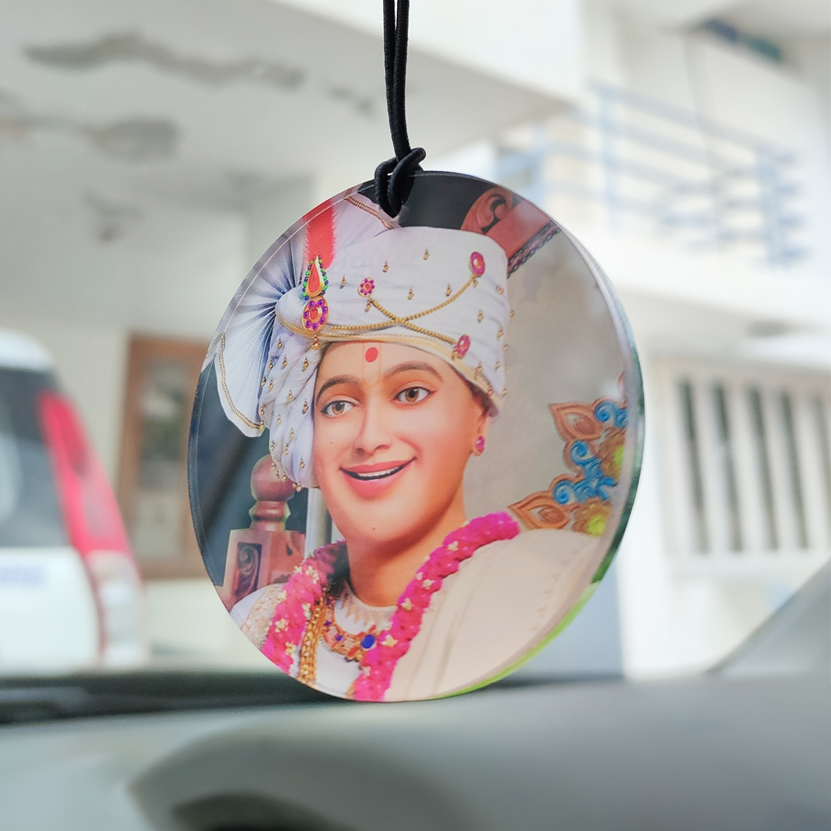 Car Photo Hanging Customer Image Review 85