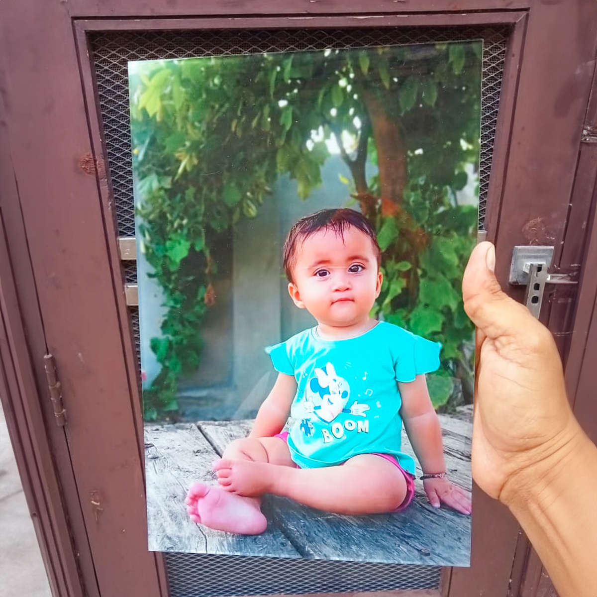 Acrylic Photo Frame Customer Image Review 68