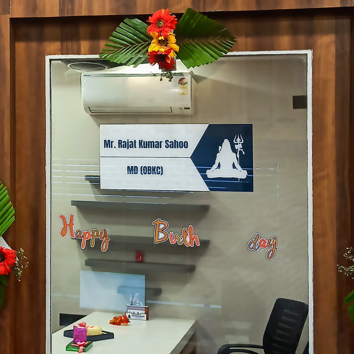 Nameplate Customer Image Review 85