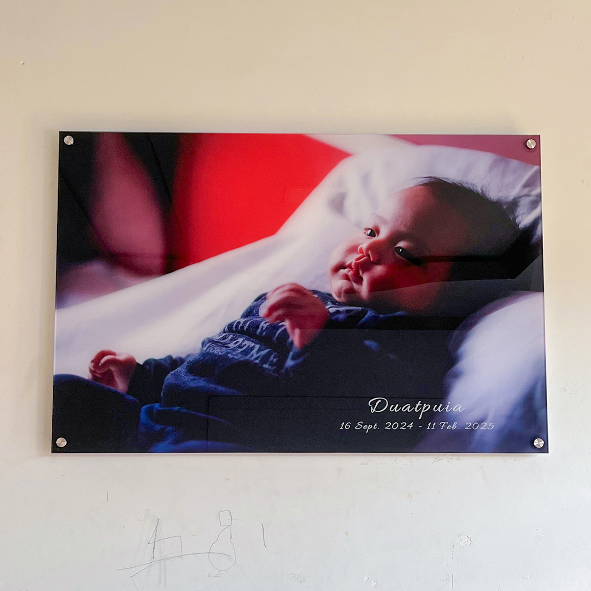 Acrylic Photo Frame Customer Image Review 86