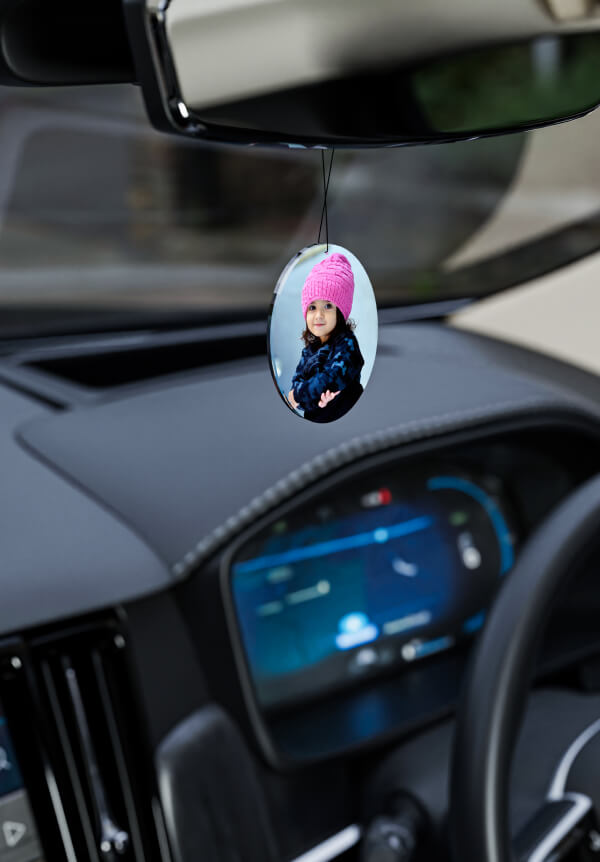 Car Photo Hangings Specifications 1