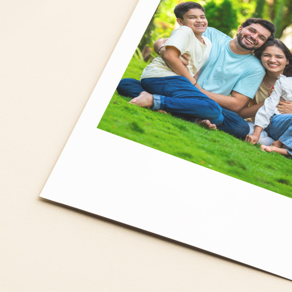 Glossy Polaroid Prints Specifications - Premium Clarity and Detail
