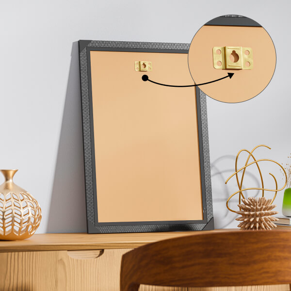 Map Photo Frames Specifications - Strong Hanging Clamp